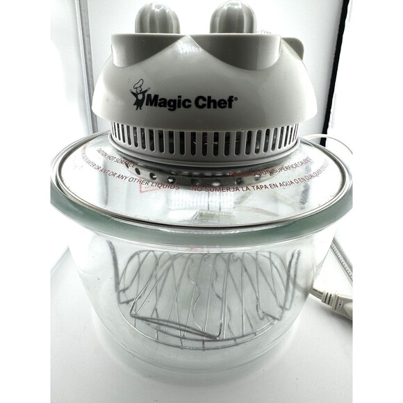 Magic Chef convection oven  Model (mcsgc07w) 750 Watt 7 Liters - Picture 1 of 5